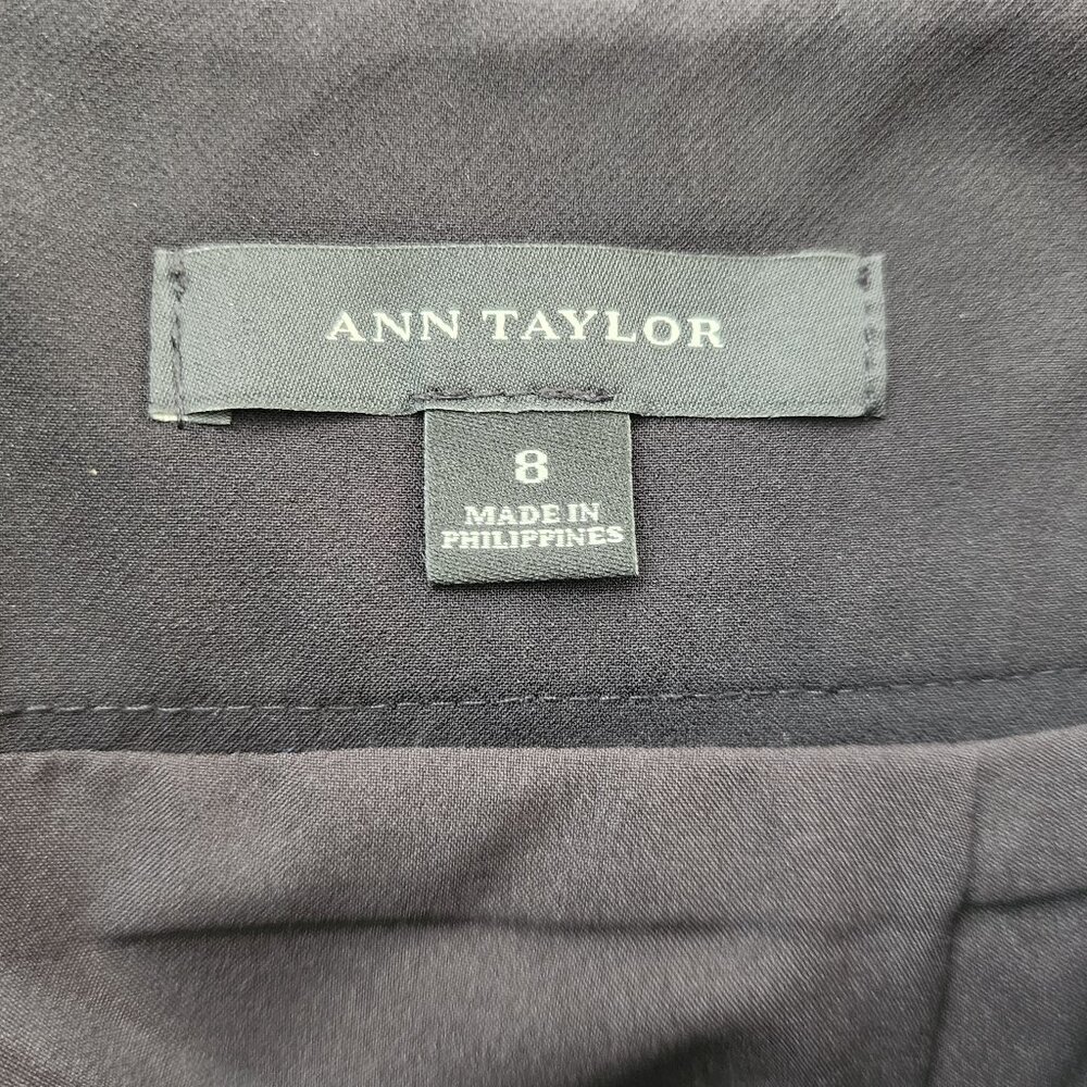 Ann Taylor black skirt, Size 8, EUC - Picture 4 of 5